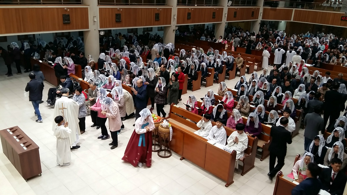 10_ 성체행렬.jpg