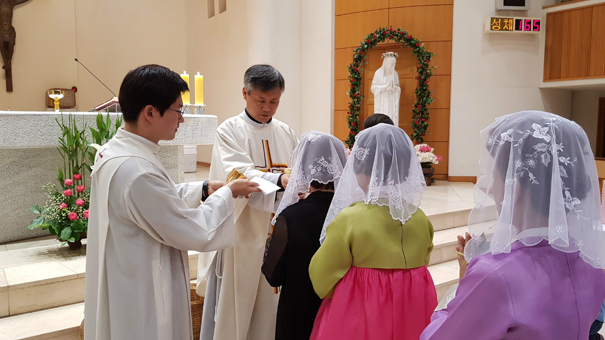 15 성체성사.jpg