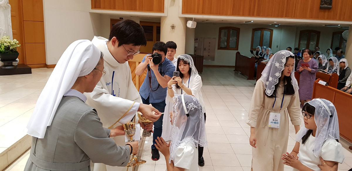 6 성체성사.jpg