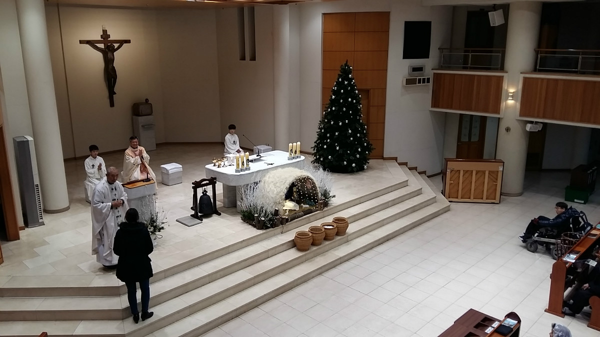 6-원로신부님20161224_205320.jpg